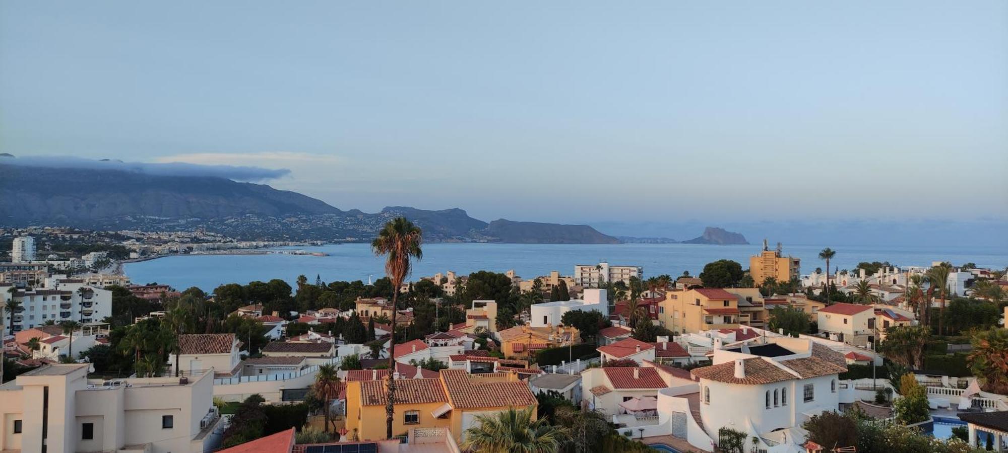 Albir Cosy Apartment Альбир Экстерьер фото
